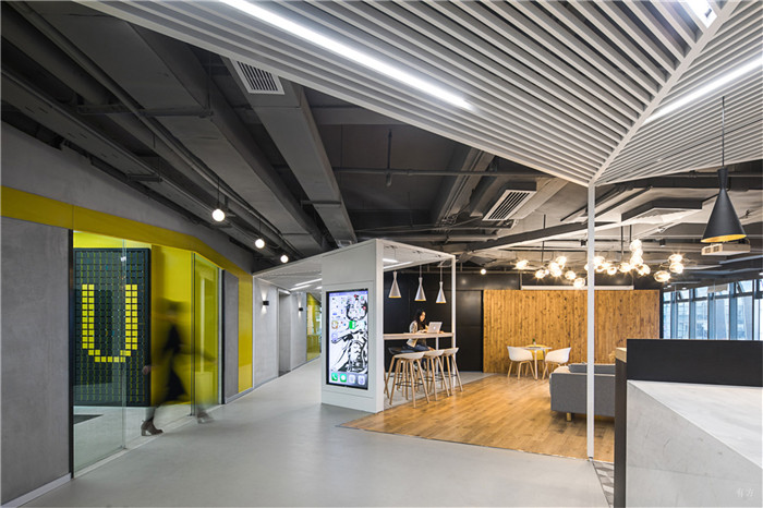 暗黑系創(chuàng)意辦公空間設計，看了一眼就心動了！