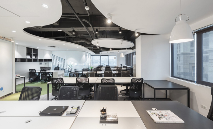 辦公室桌椅擺放有哪些風(fēng)水講究？