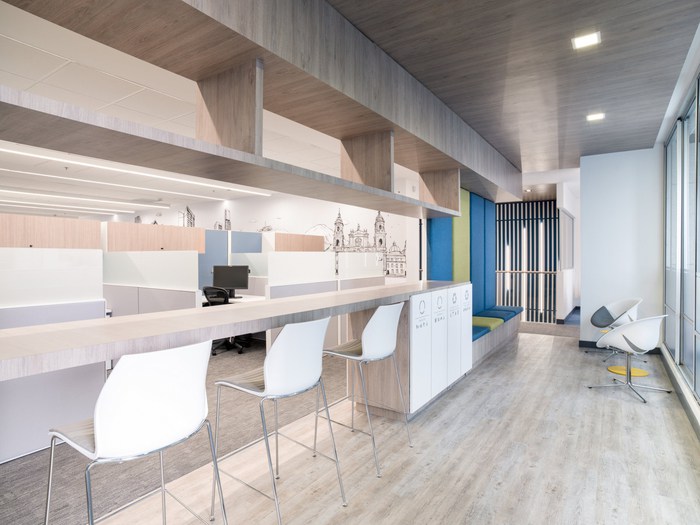 膩?zhàn)臃凼┕と襟E，打造＊＊墻面