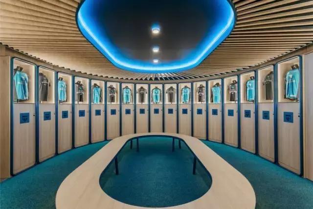 就喜歡這種天馬行空的藍(lán)，馬德里Movistar Riders辦公室設(shè)計(jì)